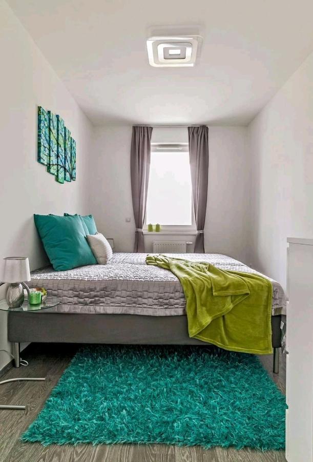 Green Apartman Balatonlelle Eksteriør billede